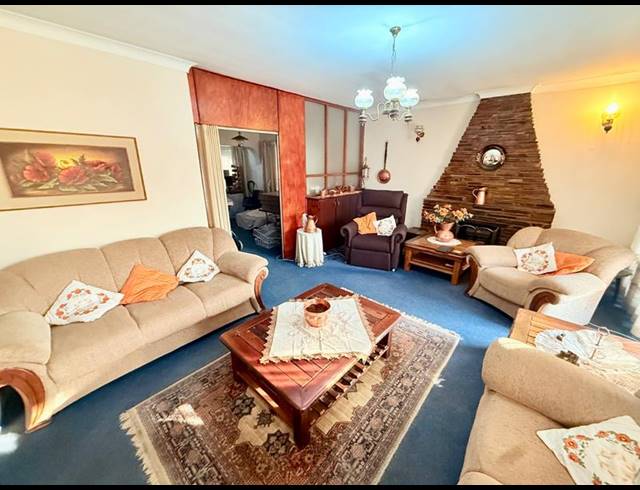 3 BEDROOM HOUSE FOR SALE IN VANDERBIJLPARK SW 1